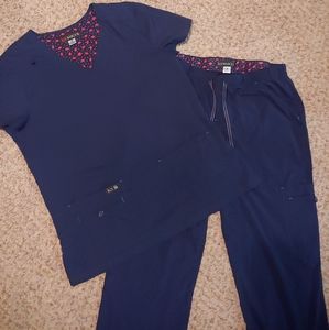 Scrub set